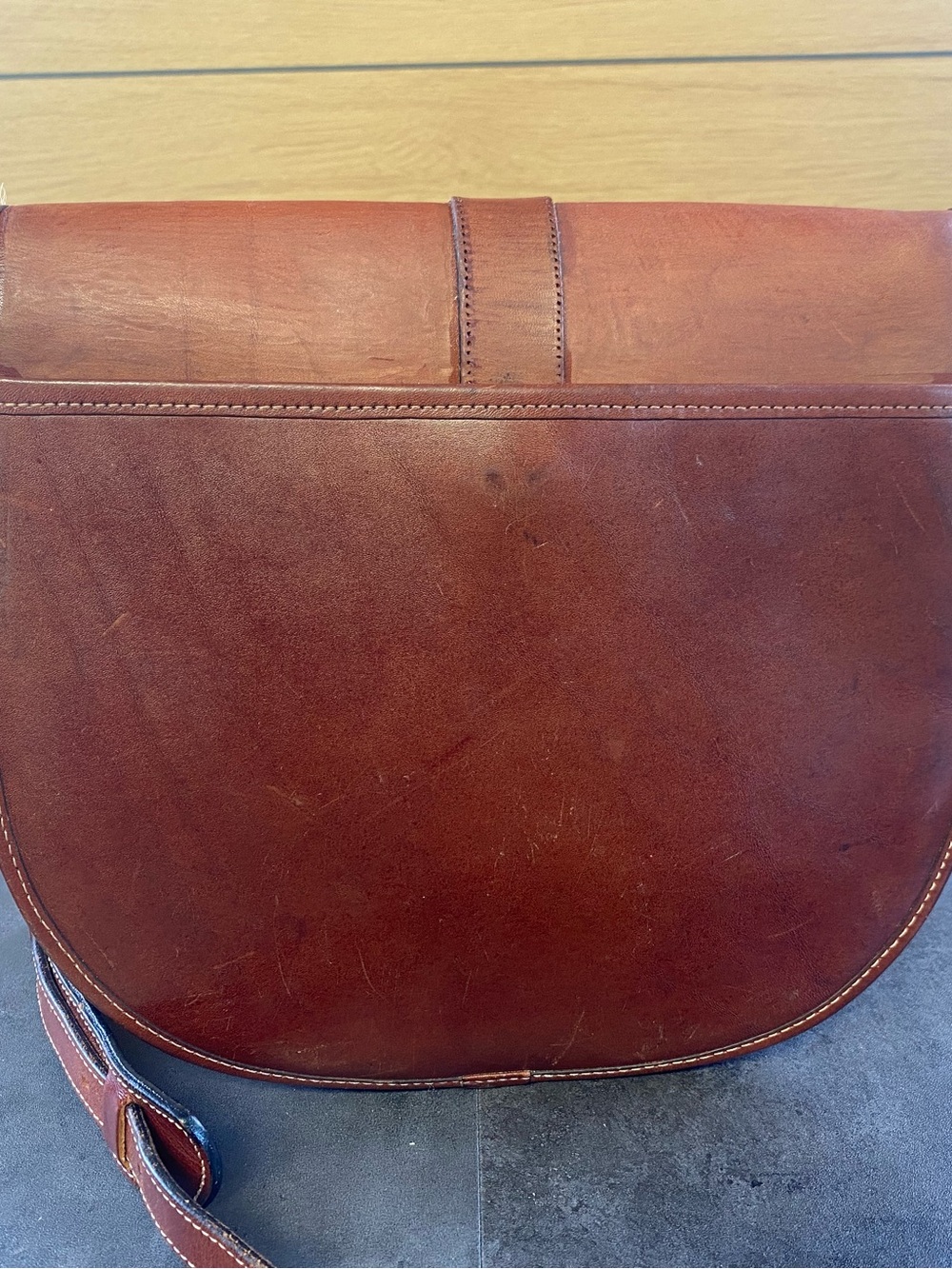 Arlington Greene Saddlery Brown worn Leather Saddle Crossbody Bag - Picture 7 of 11